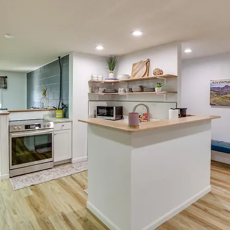 Rapid City Apartment With Mountain Views!